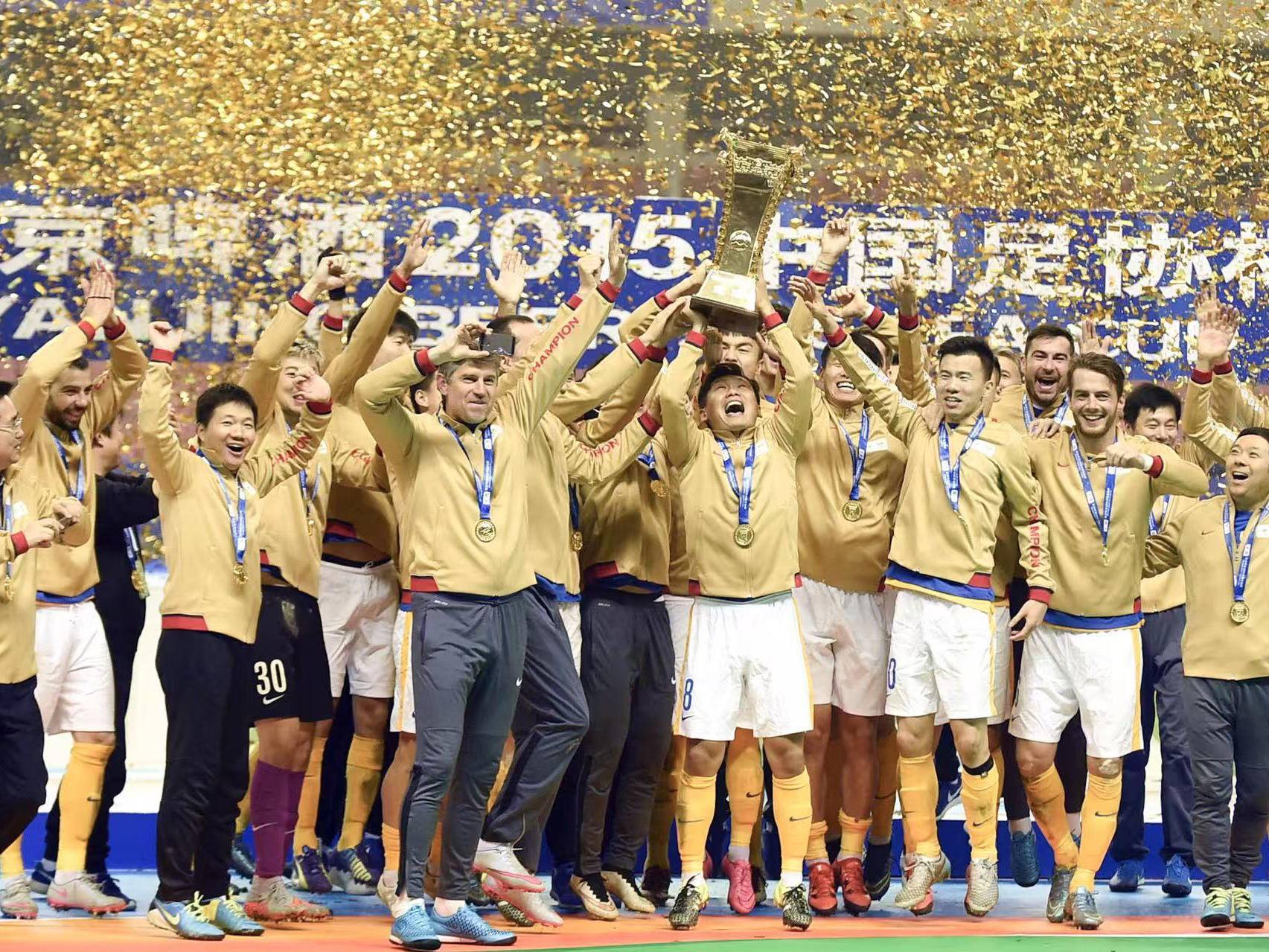 
                        4:3图片