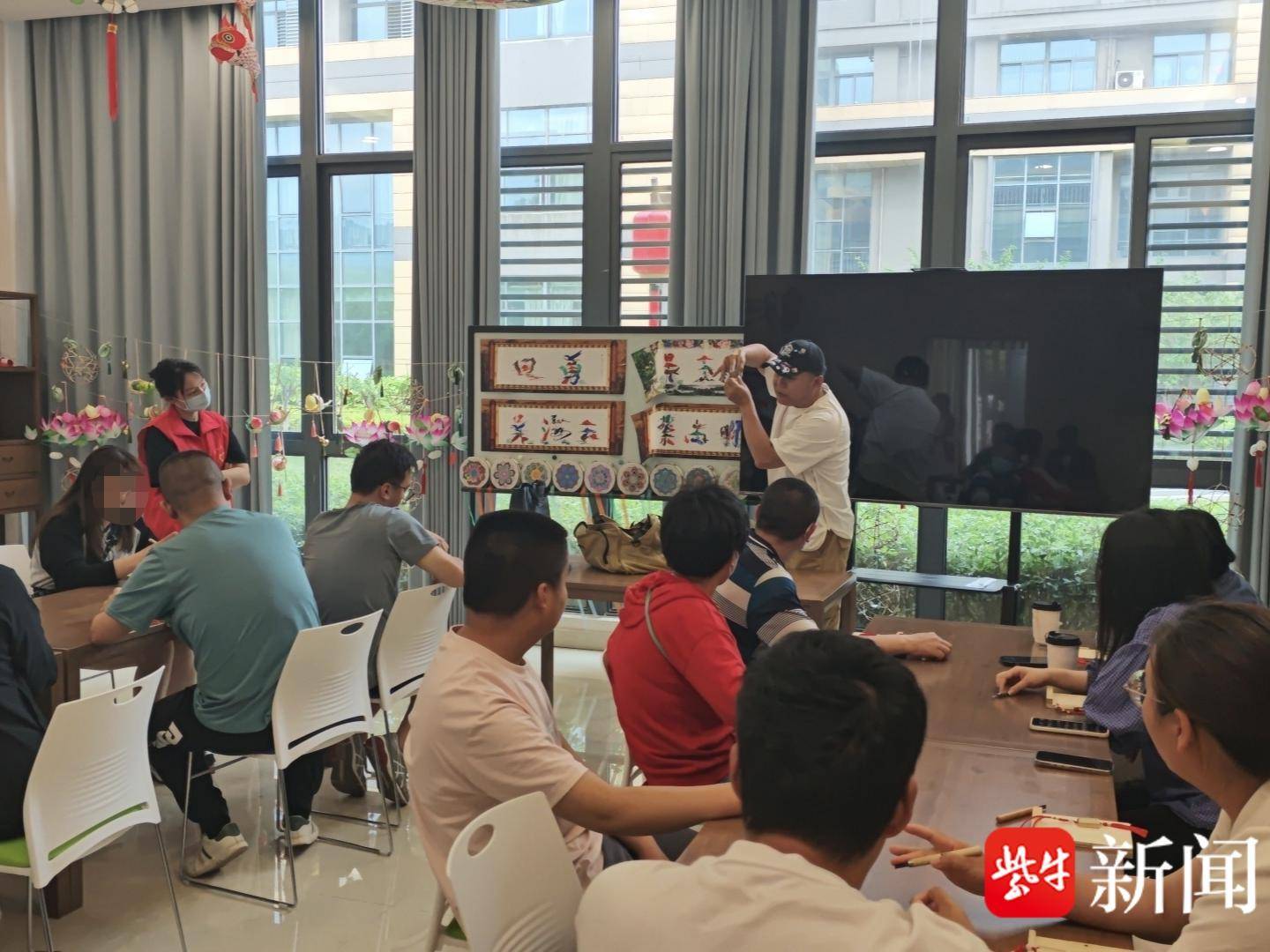 
                        4:3图片