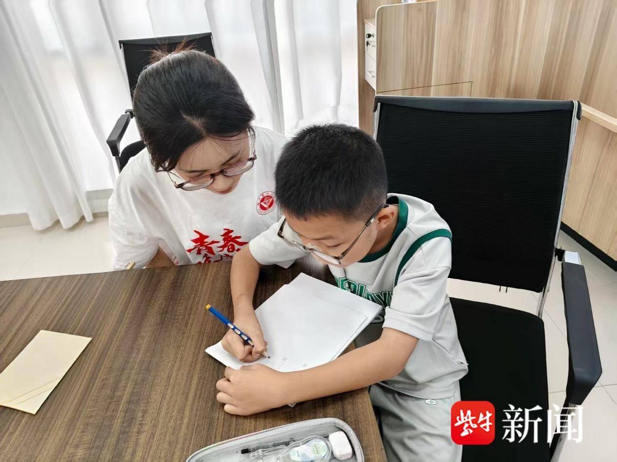 
                        4:3图片
