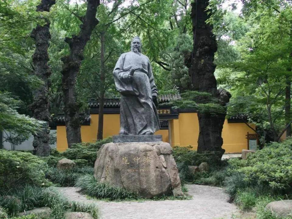 
                        4:3图片