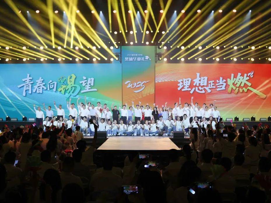
                        4:3图片