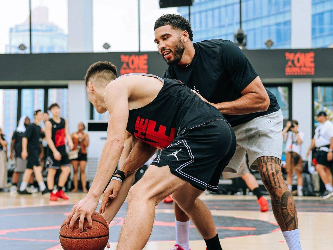 
                        4:3图片
