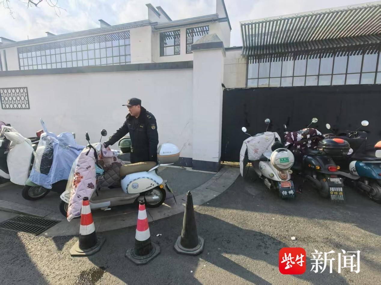 
                        4:3图片