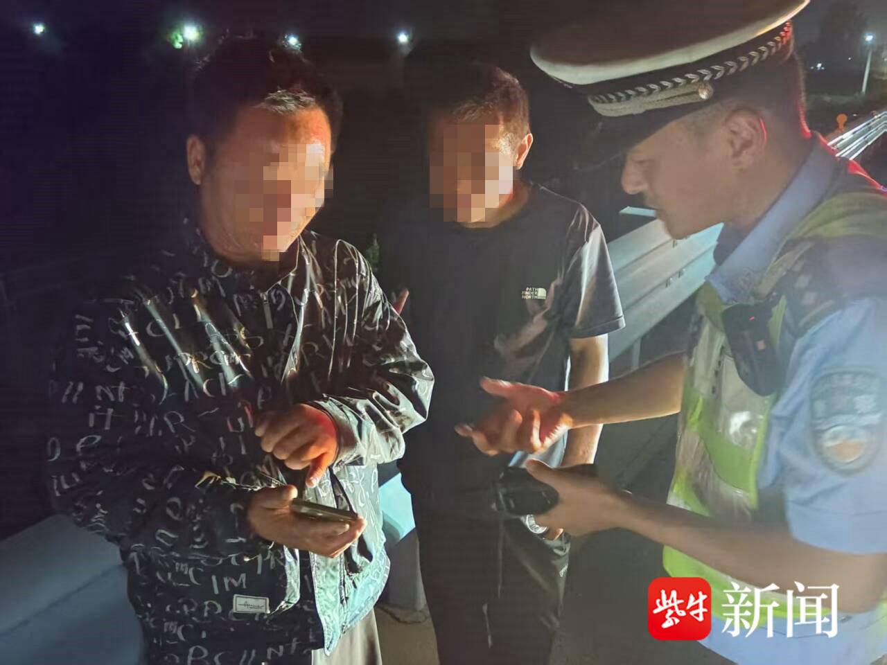 
                        4:3图片