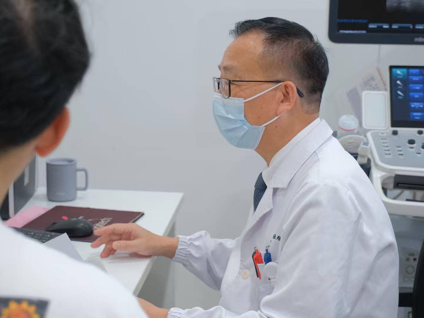 
                        4:3图片