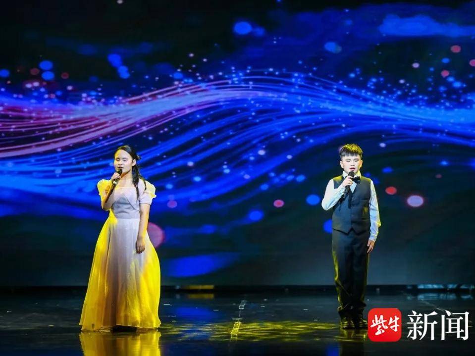 
                        4:3图片