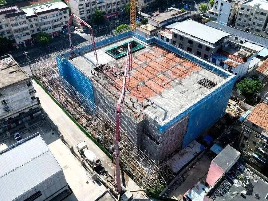 
                        4:3图片
