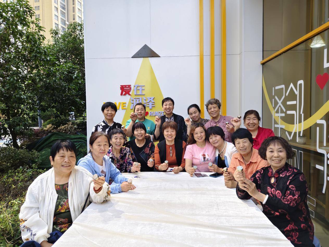 
                        4:3图片