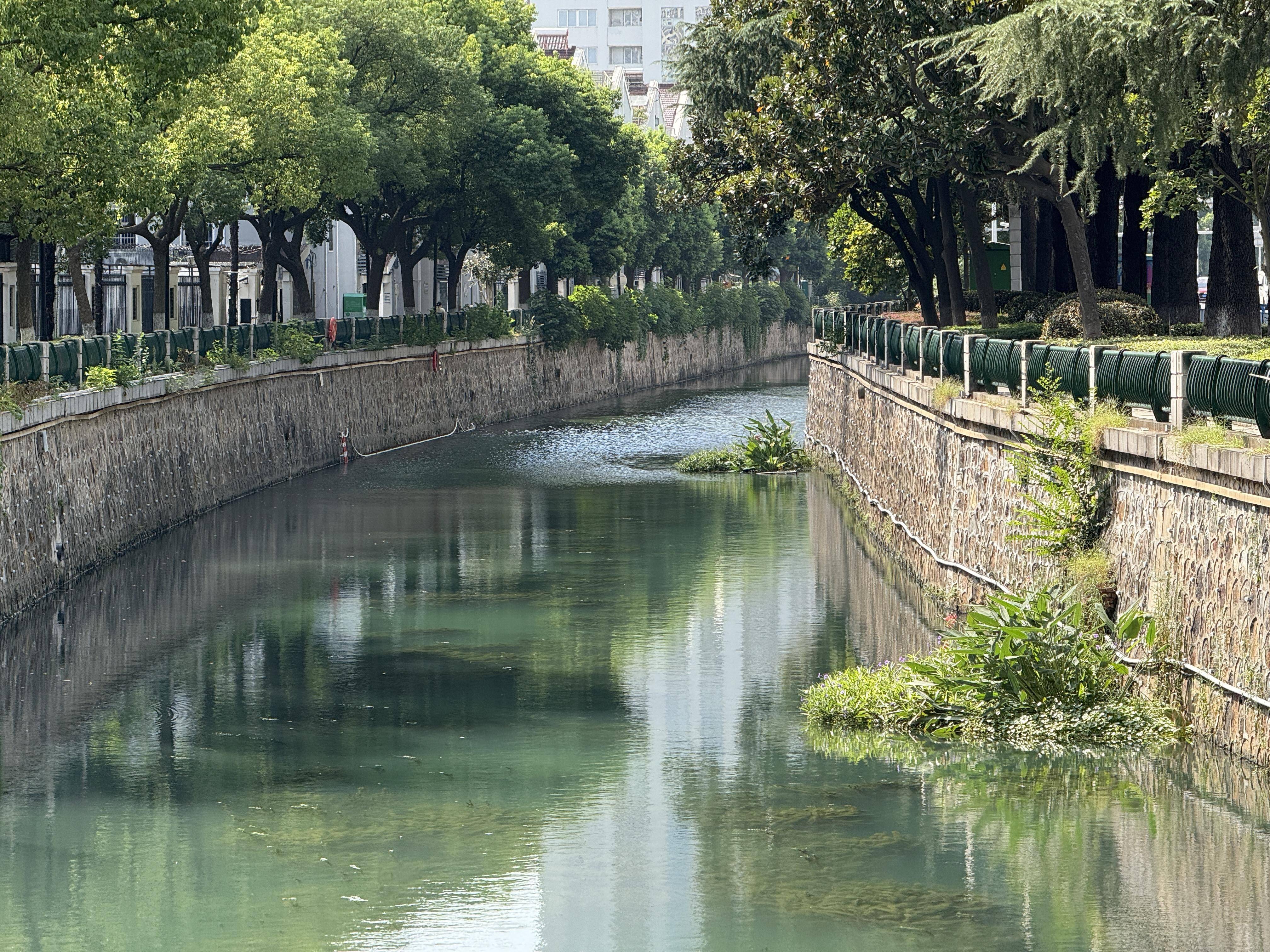 
                        4:3图片