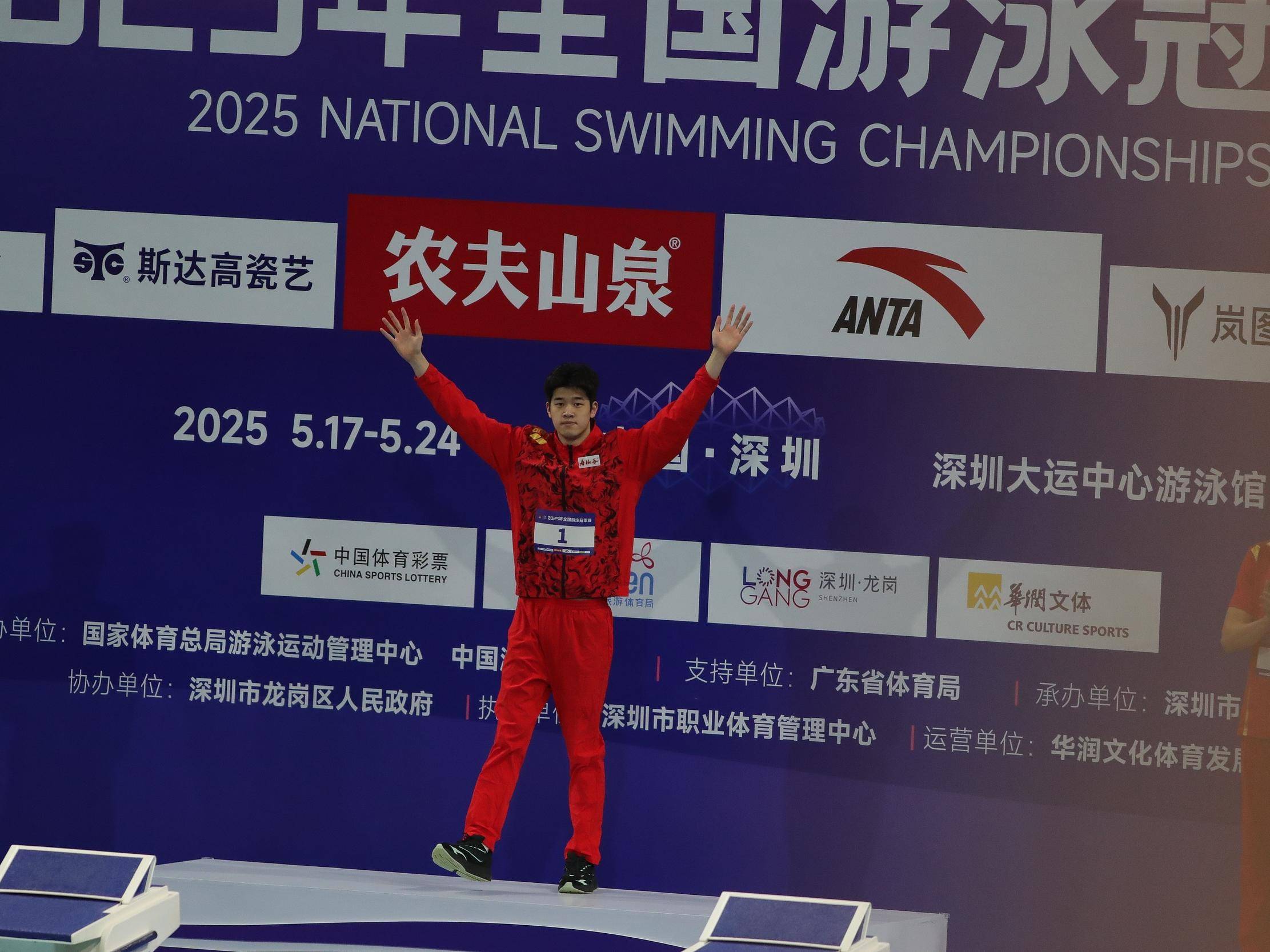 
                        4:3图片