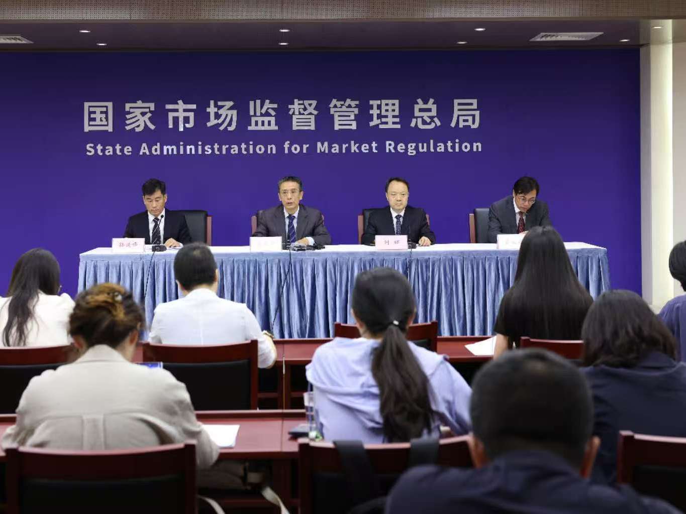 
                        4:3图片