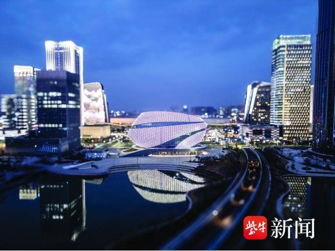 
                        4:3图片