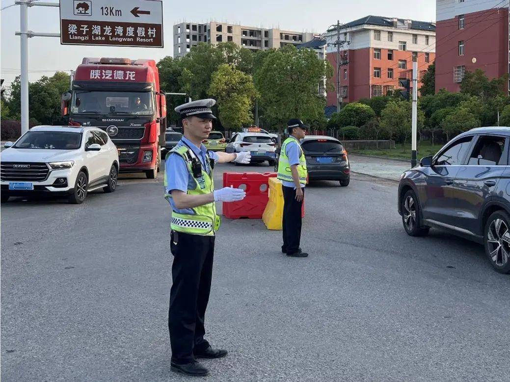 
                        4:3图片