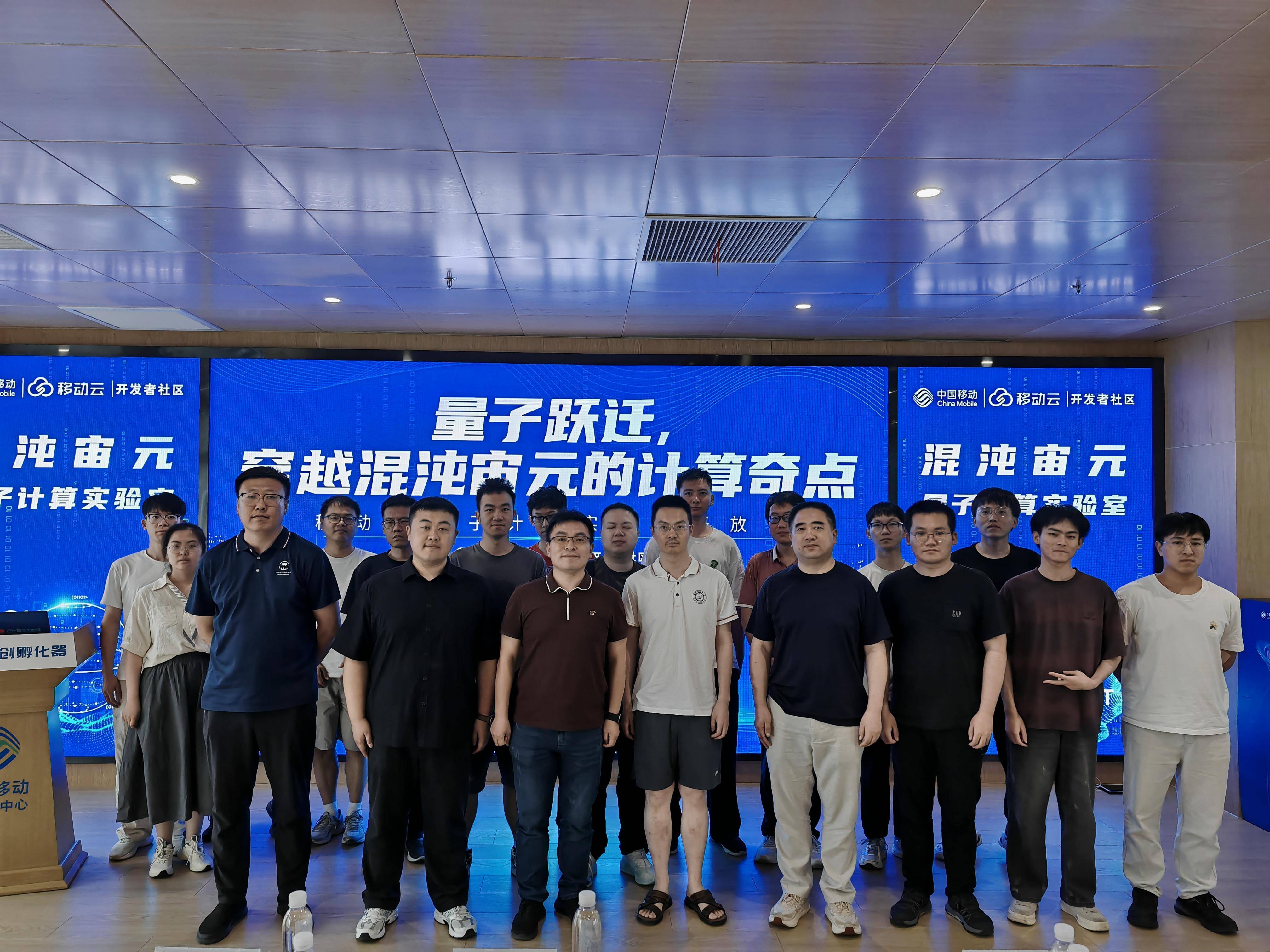 
                        4:3图片