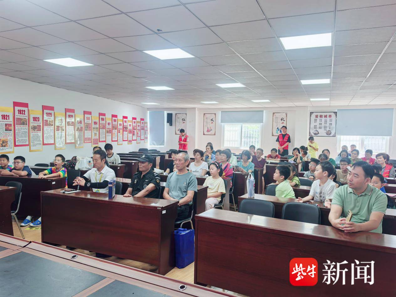 
                        4:3图片