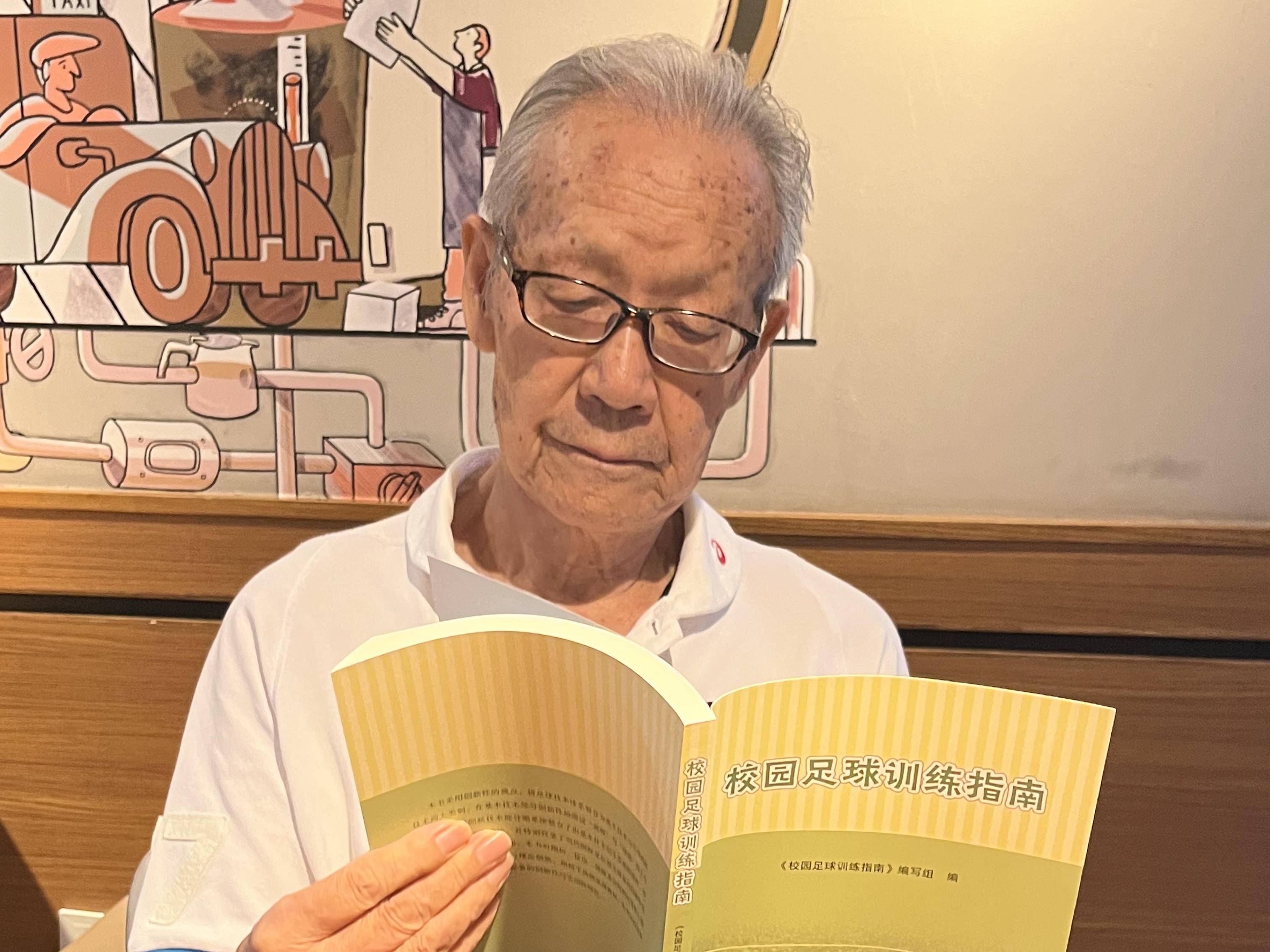 
                        4:3图片