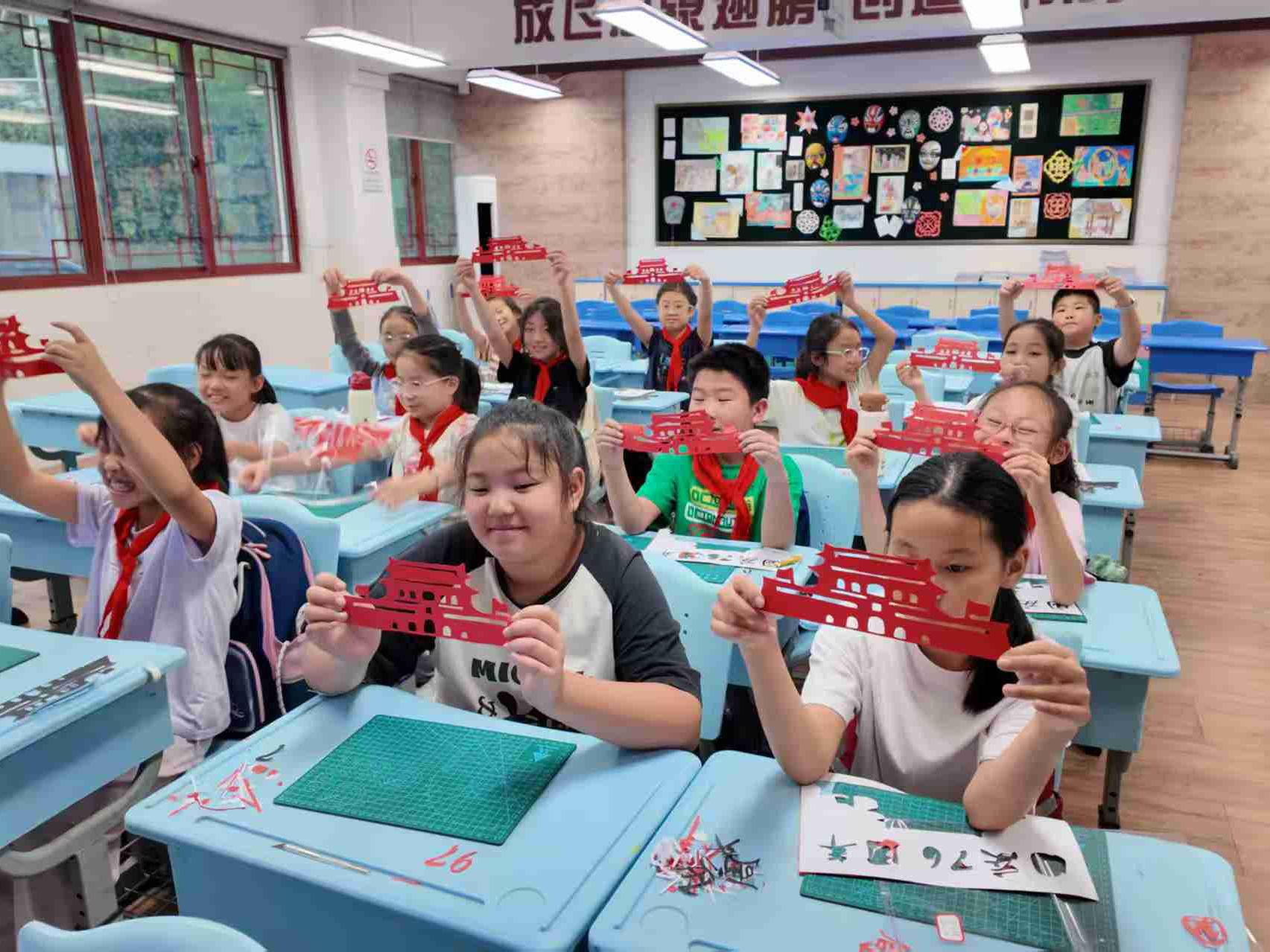 
                        4:3图片