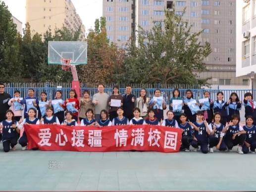 
                        4:3图片