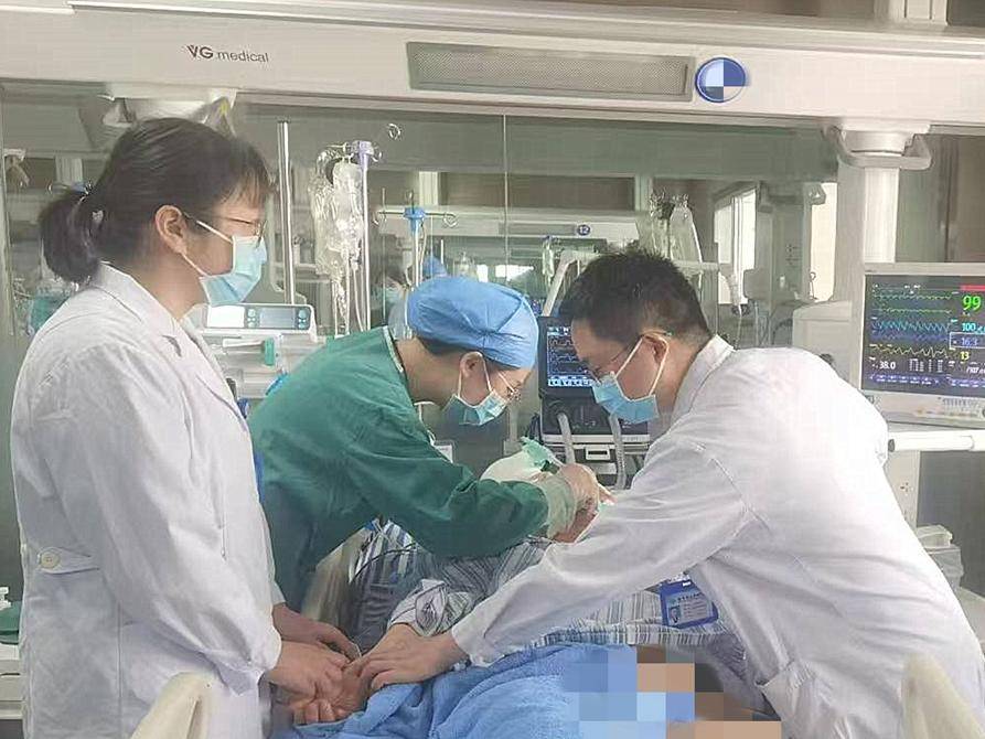 
                        4:3图片