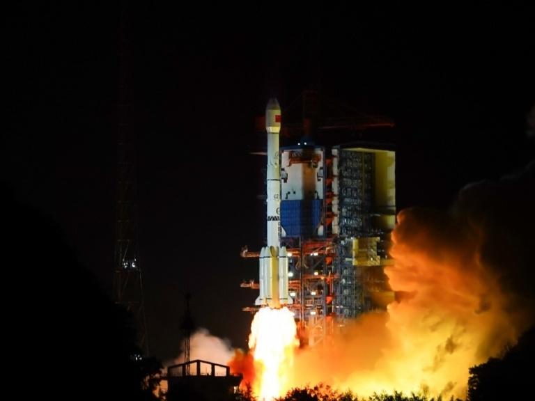 
                        4:3图片