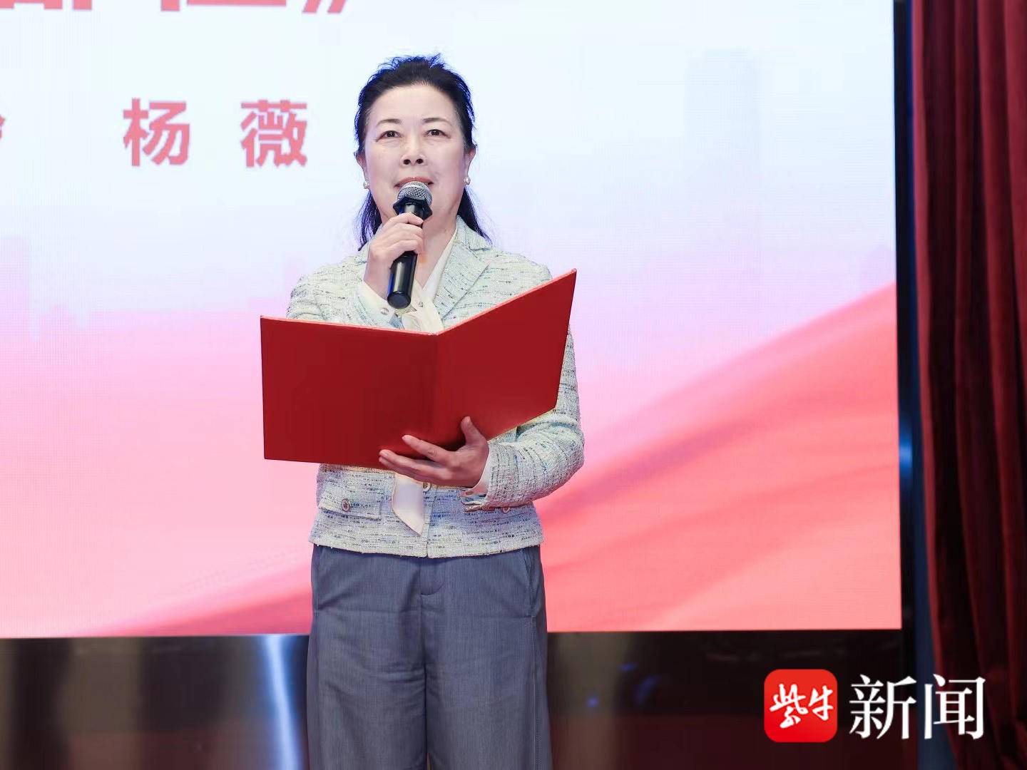 
                        4:3图片