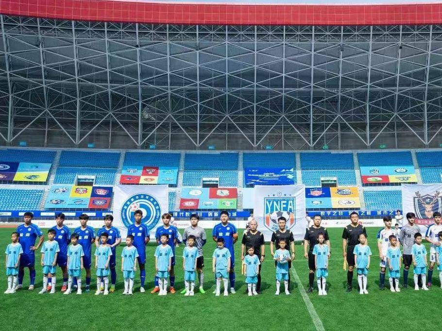 
                        4:3图片