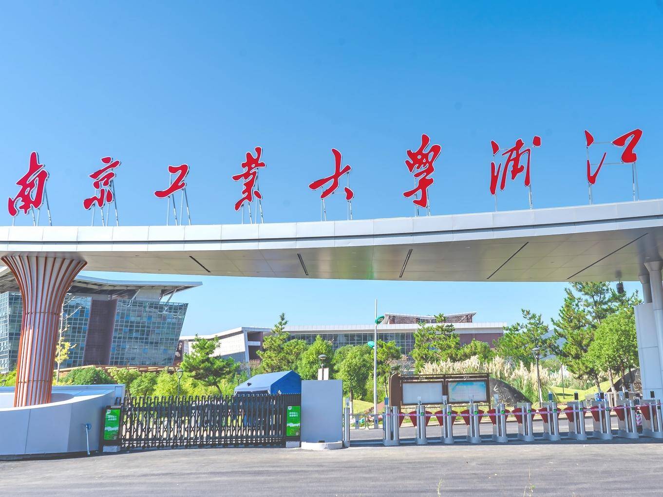
                        4:3图片