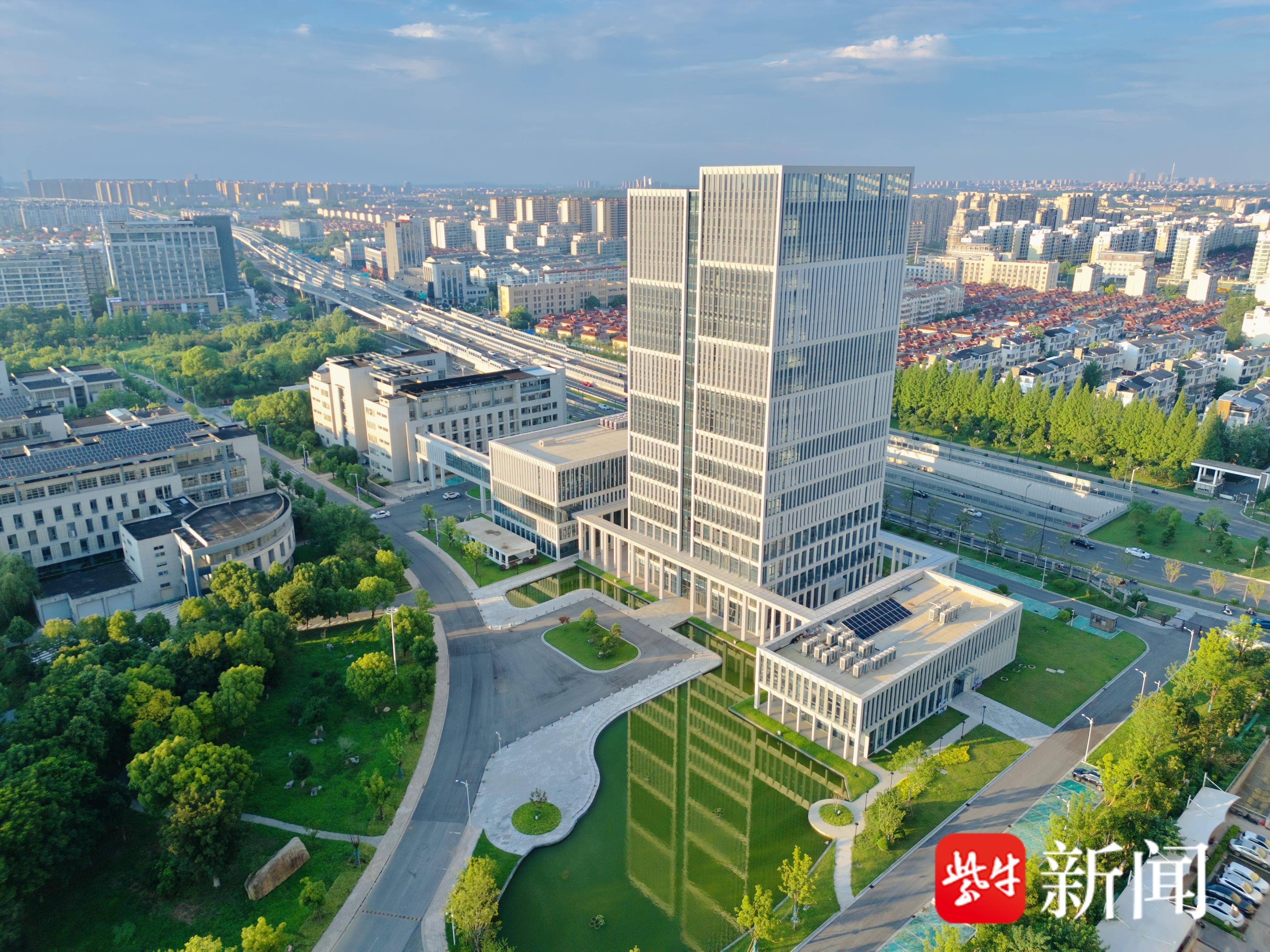
                        4:3图片