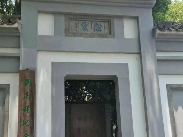 
                        4:3图片