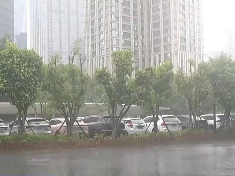 
                        4:3图片