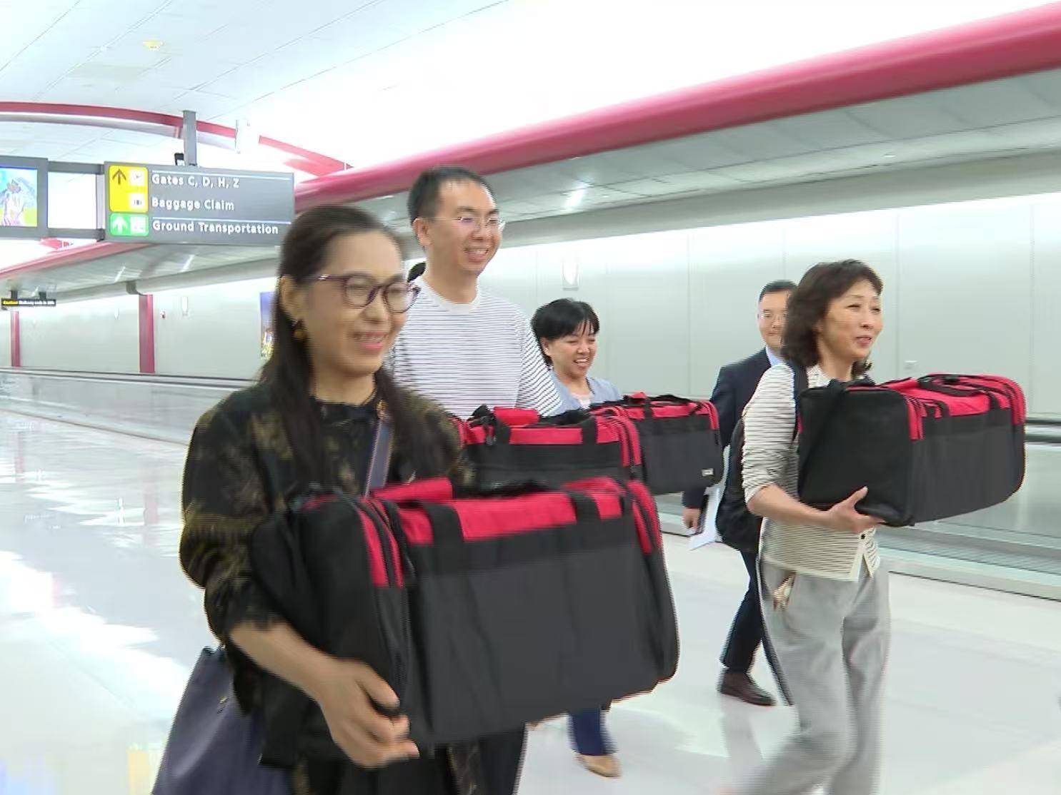 
                        4:3图片