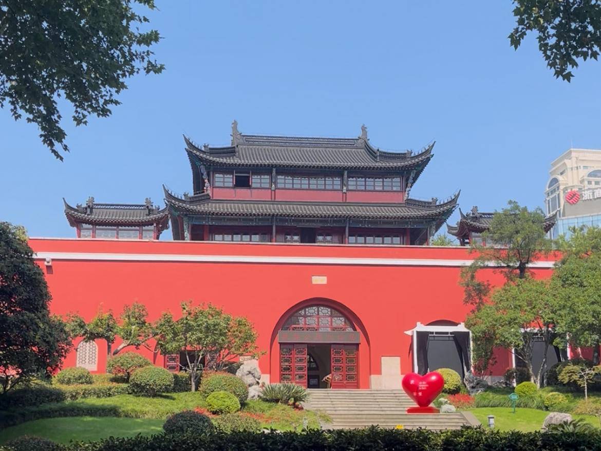 
                        4:3图片