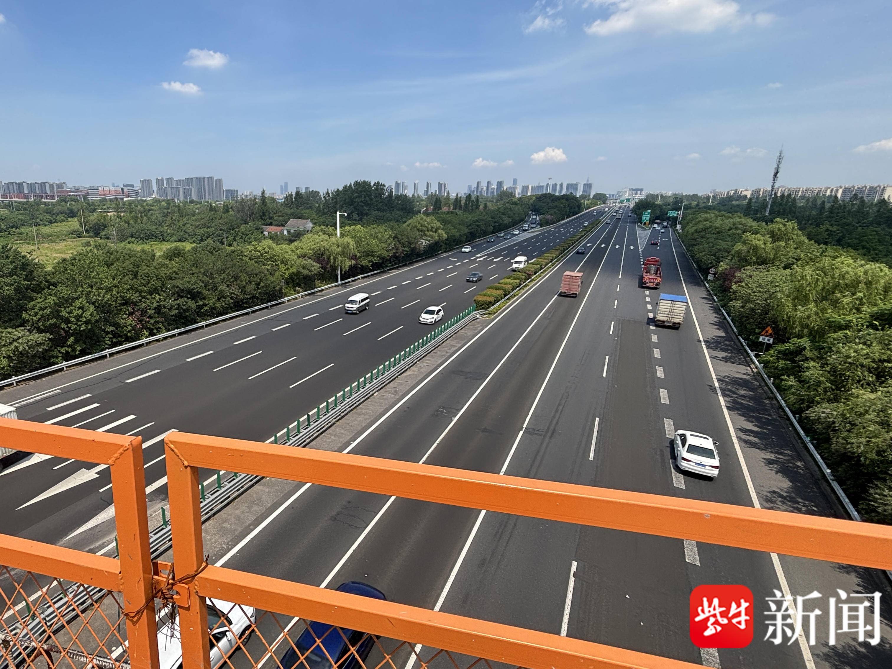 
                        4:3图片