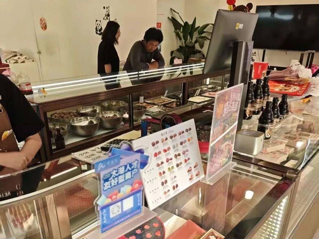 
                        4:3图片