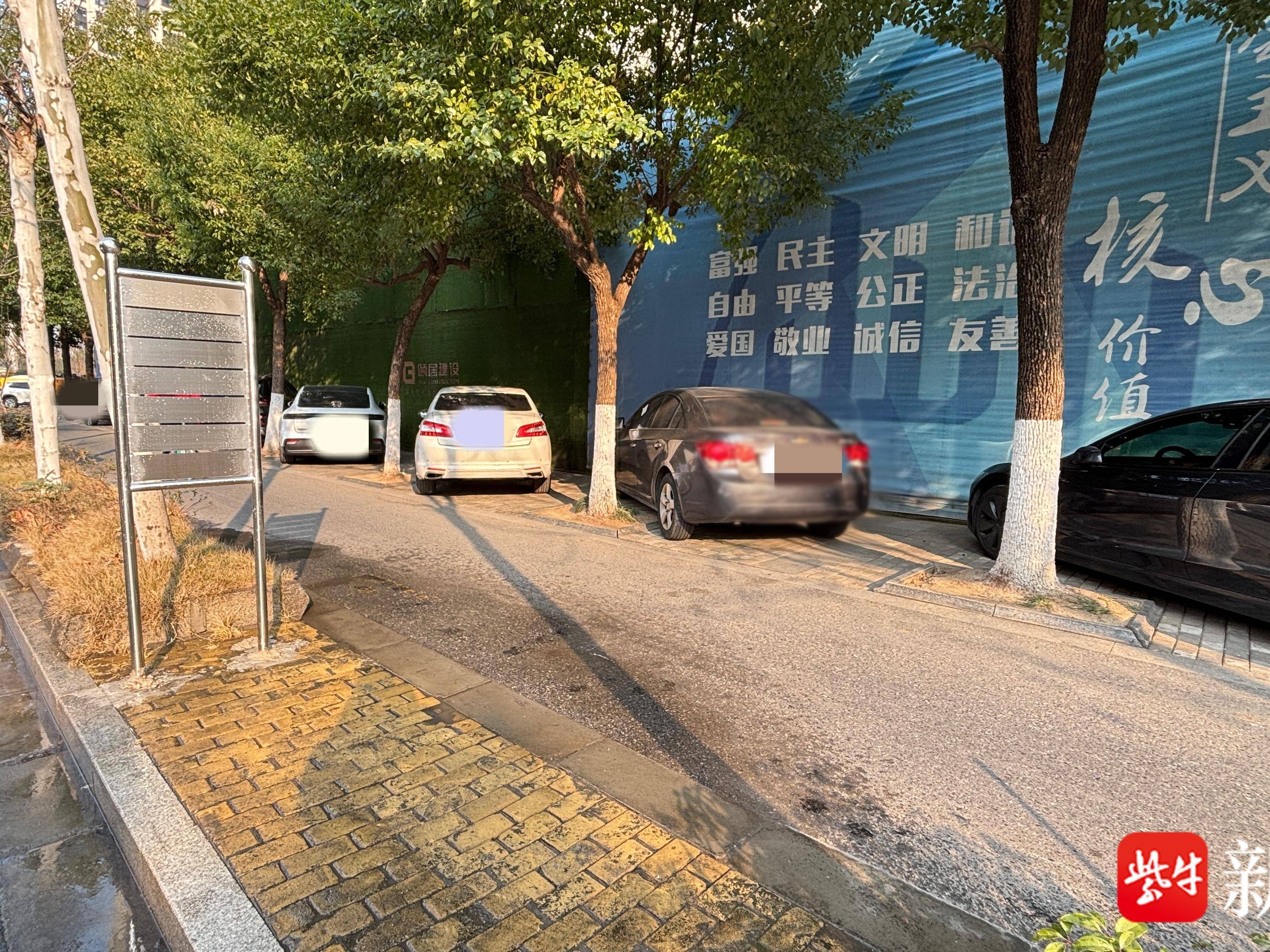 
                        4:3图片