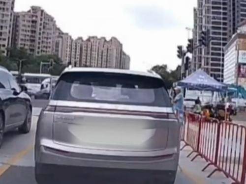 
                        4:3图片