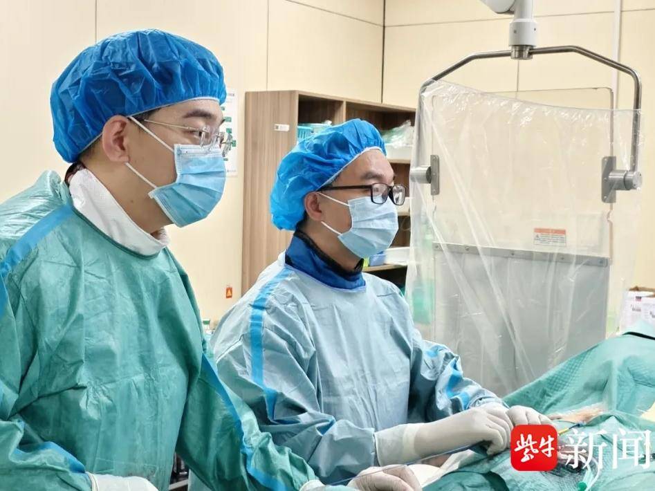 
                        4:3图片
