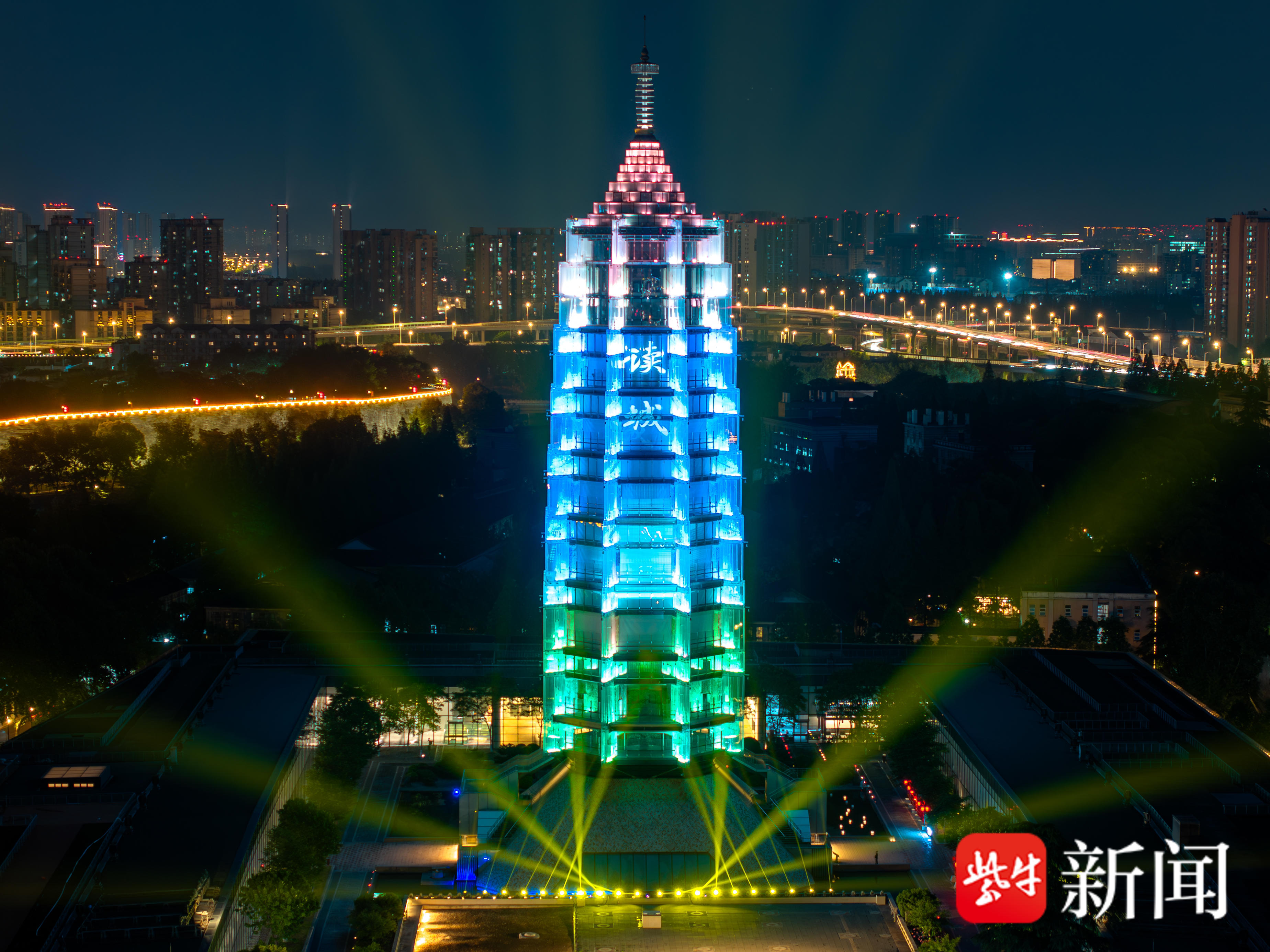 
                        4:3图片