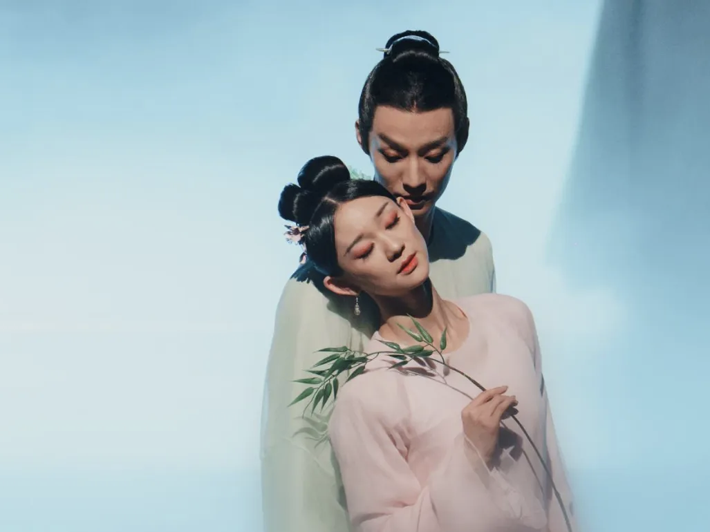 
                        4:3图片
