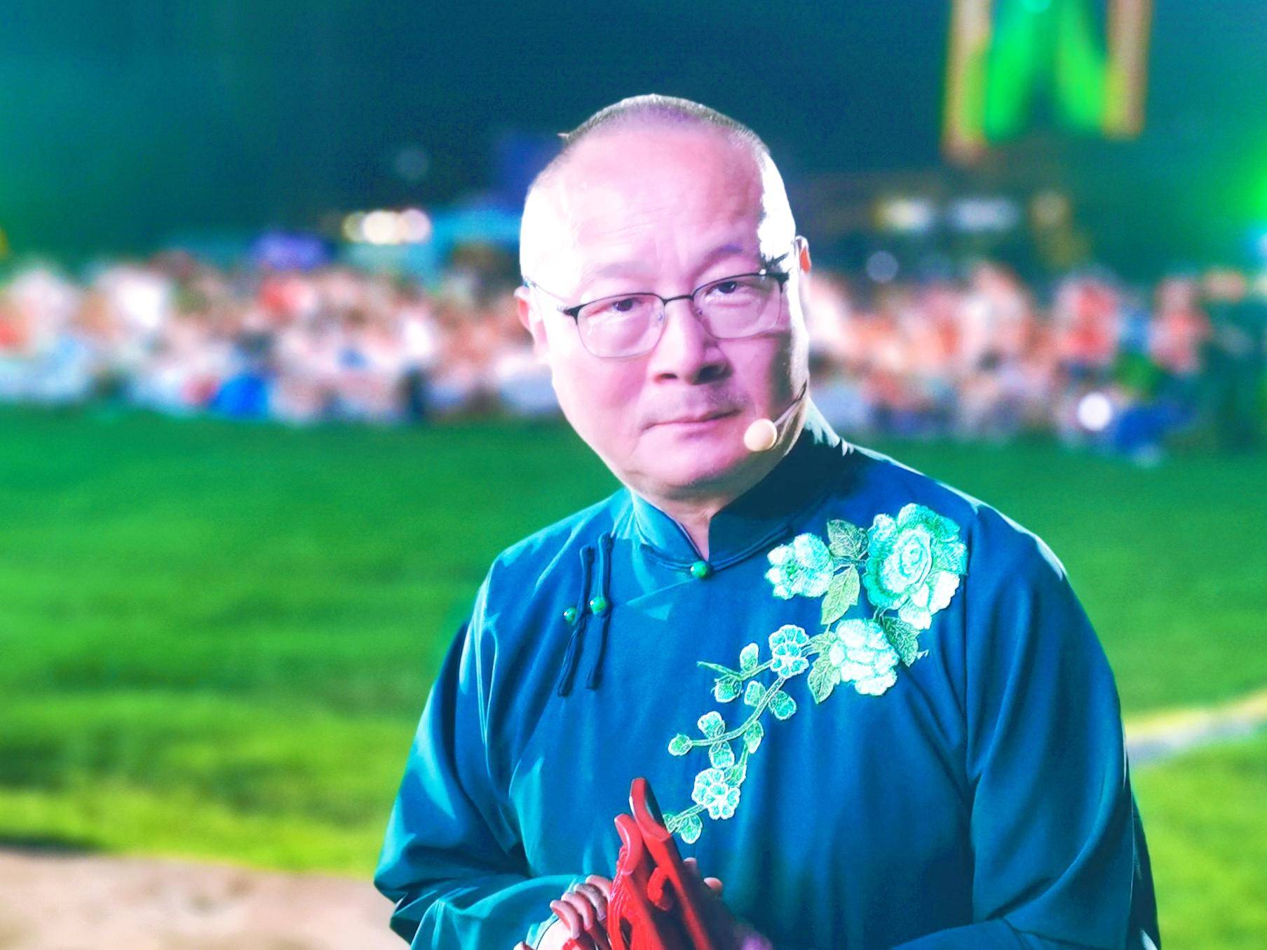 
                        4:3图片