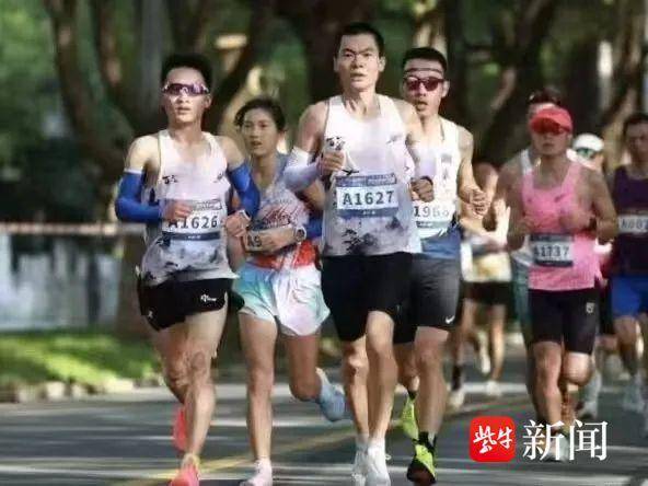 
                        4:3图片