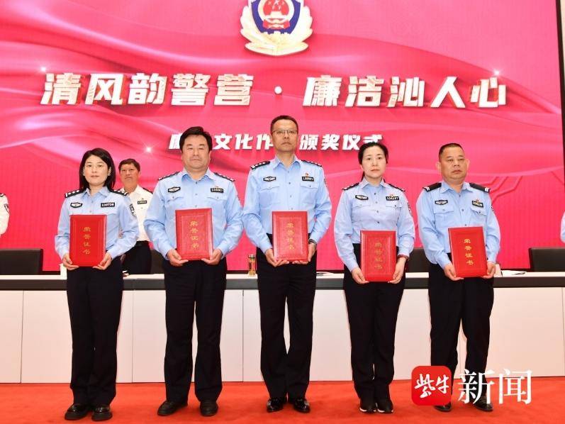 
                        4:3图片