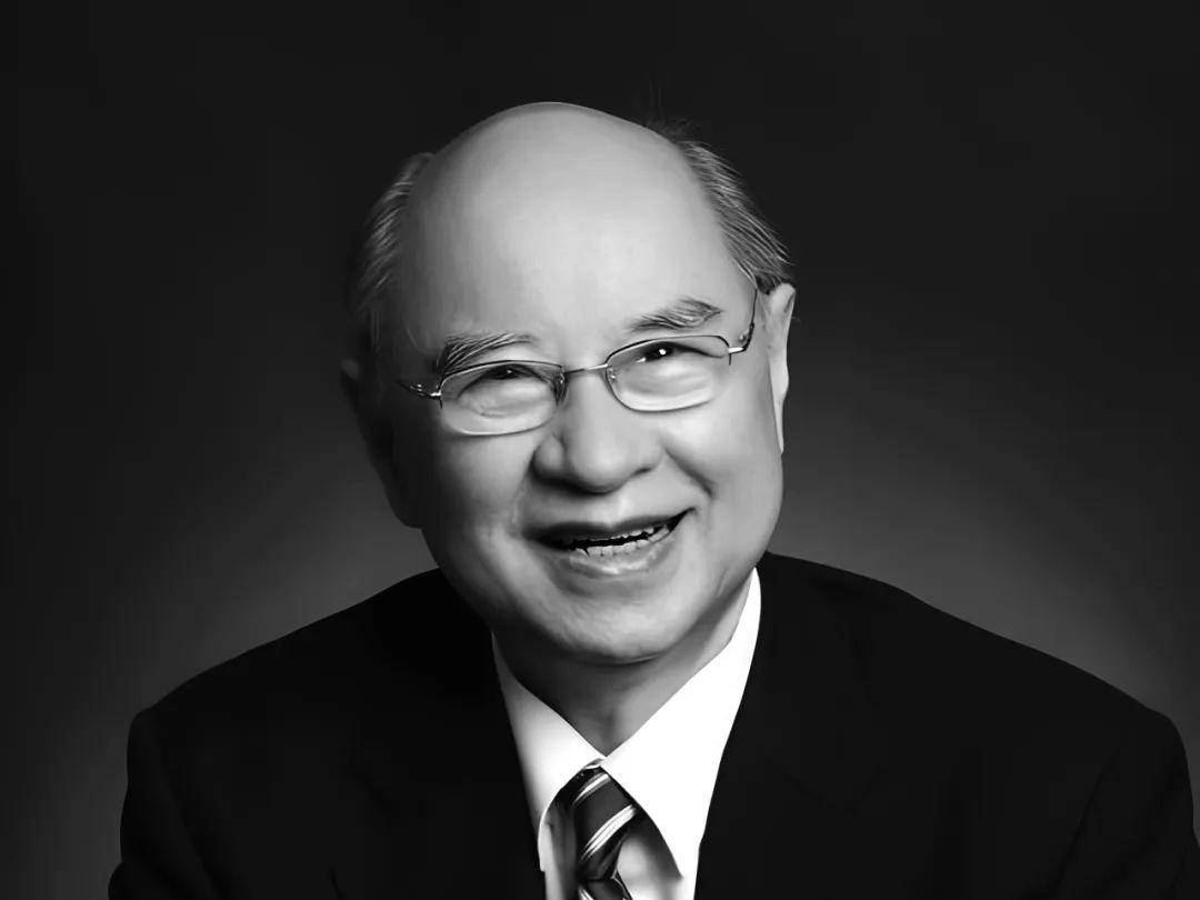 
                        4:3图片