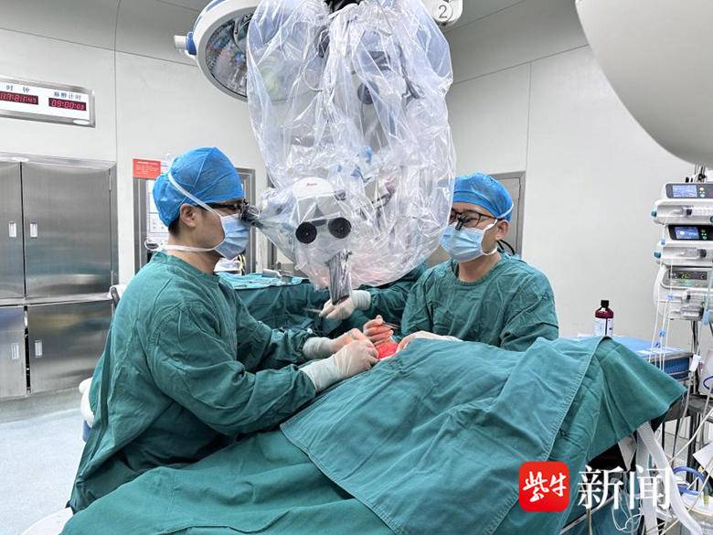 
                        4:3图片