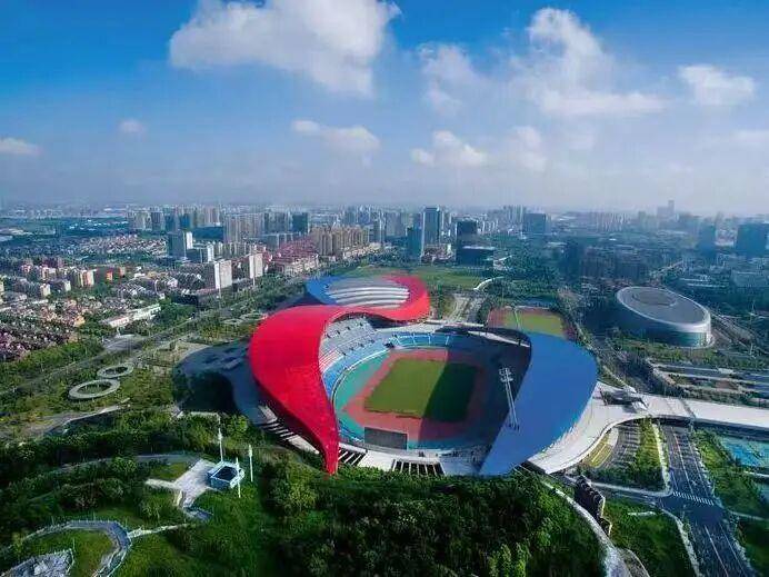 
                        4:3图片