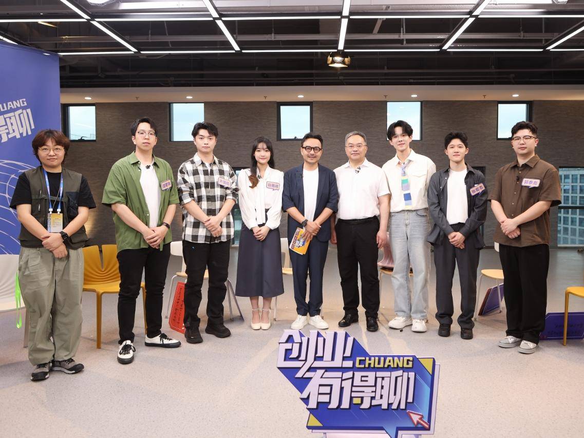 
                        4:3图片