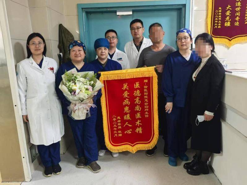 
                        4:3图片