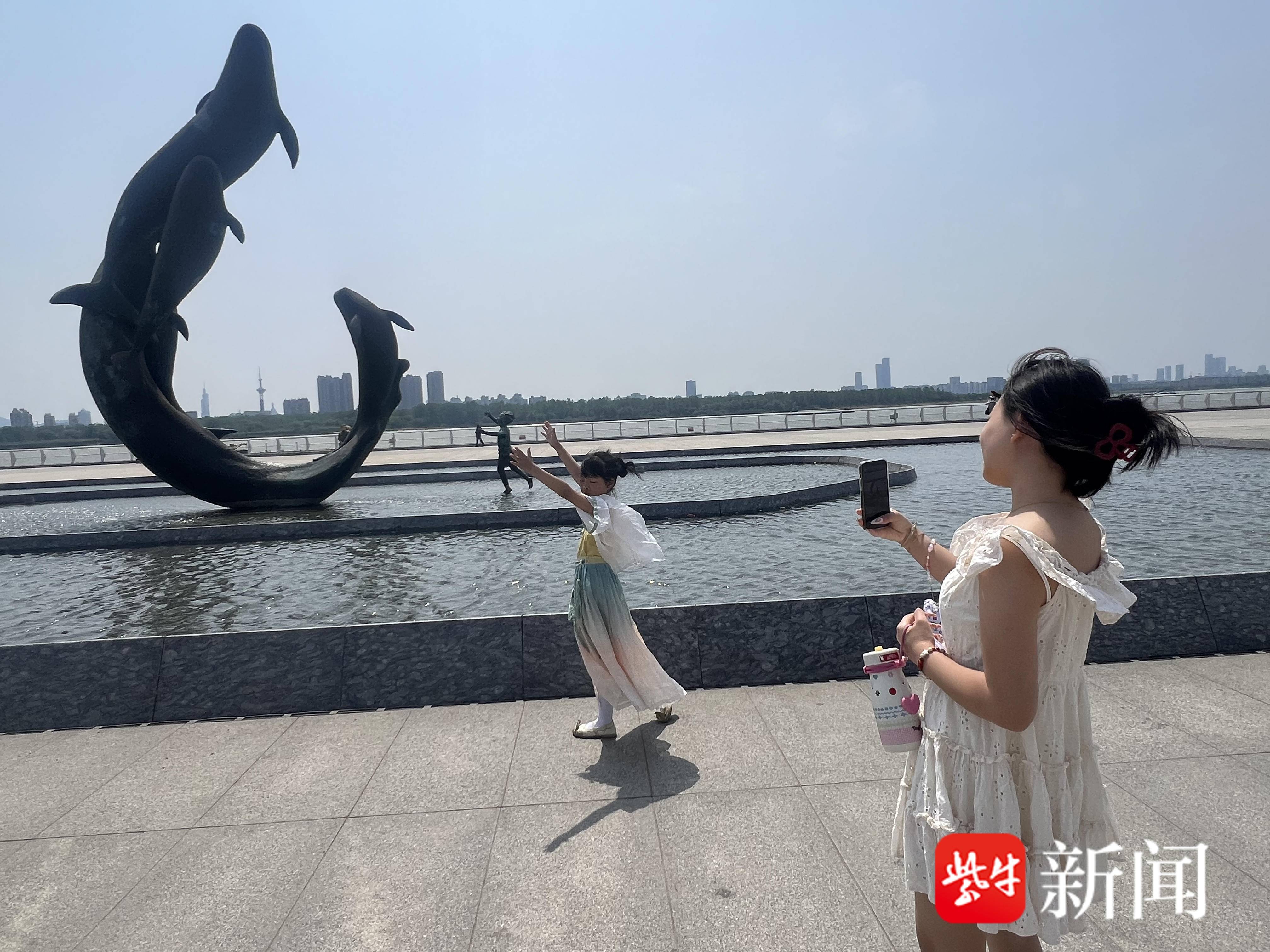 
                        4:3图片