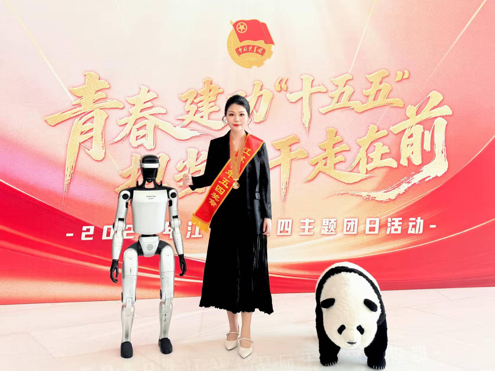
                        4:3图片