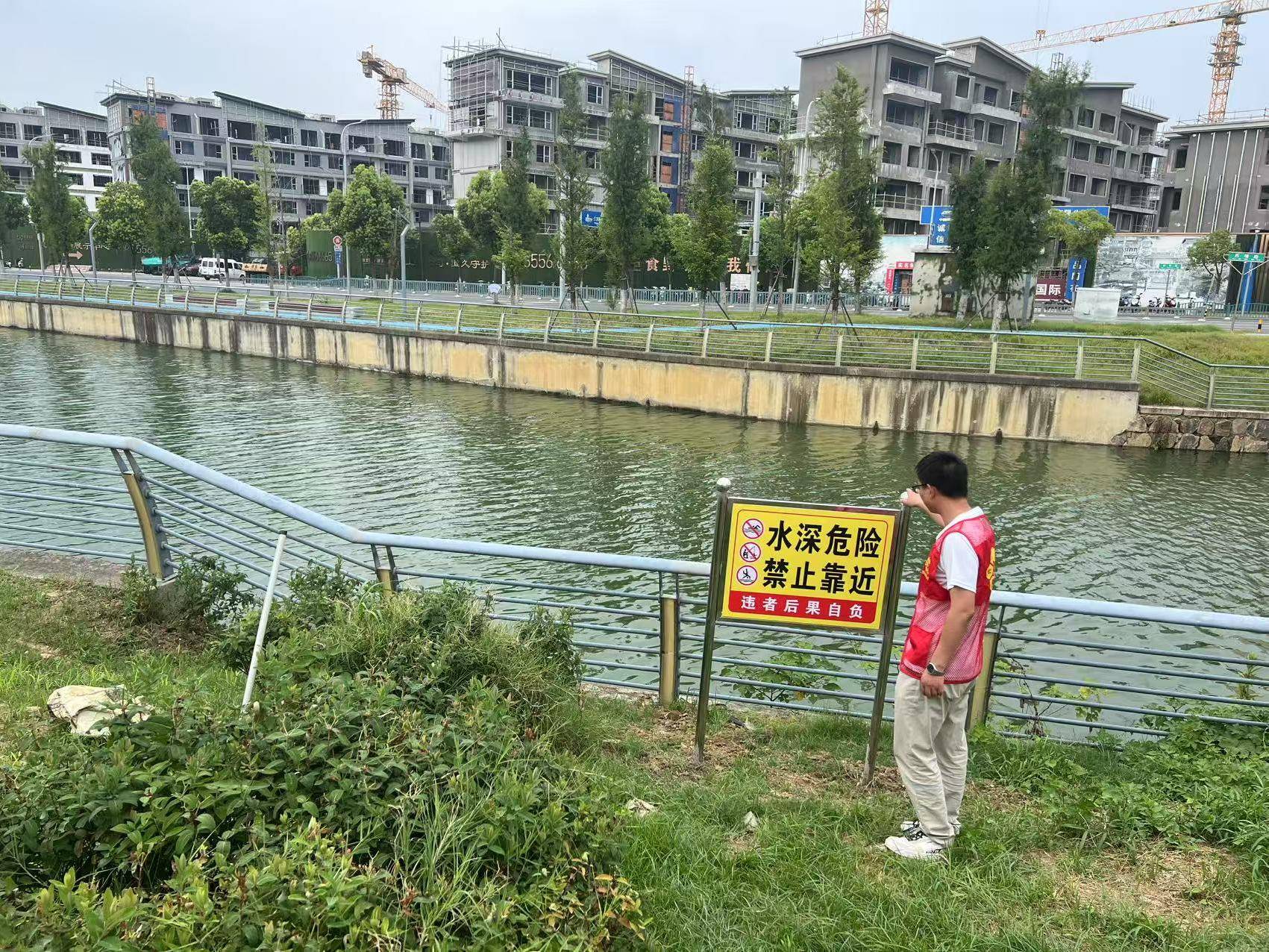 
                        4:3图片